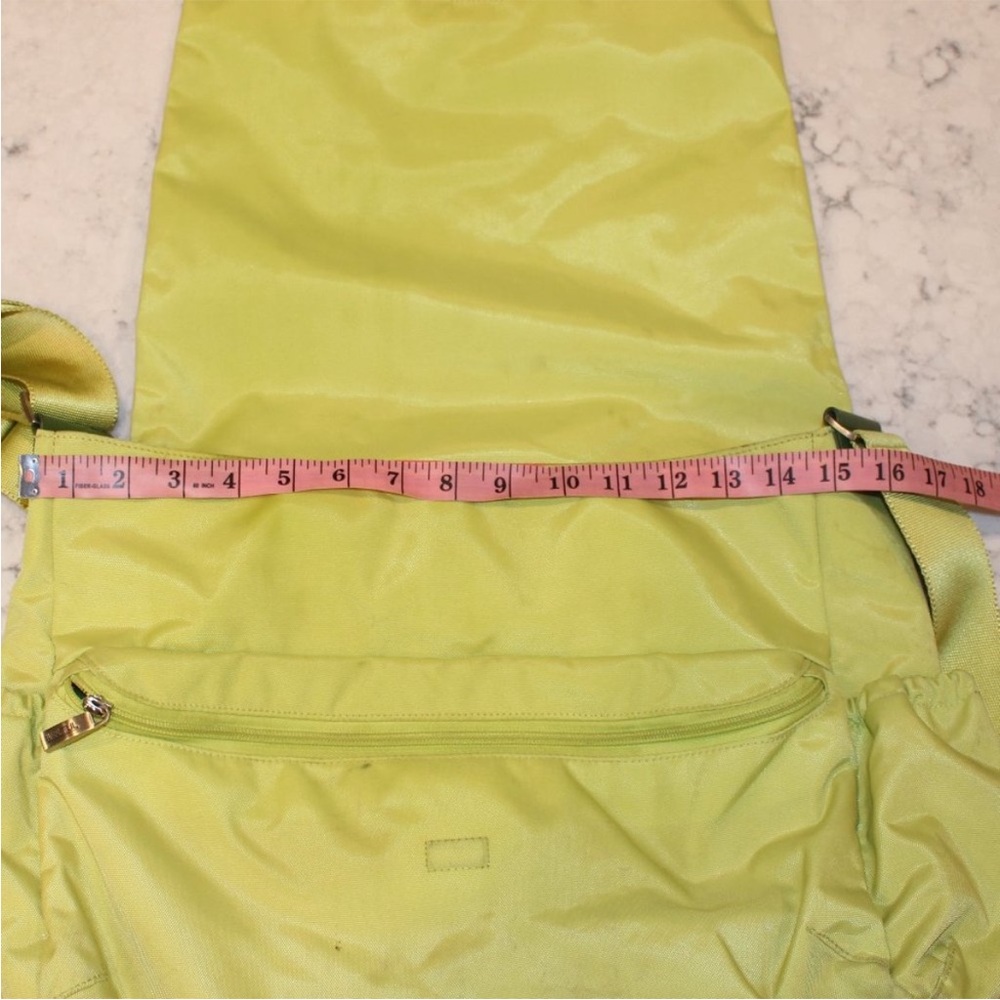 TUMI LIME GREEN LAPTOP BAG - Picture 6 of 7